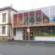 BARR